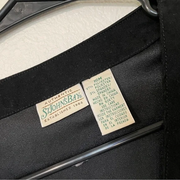 St. John’s Bay Black Sleeveless Button-Front Maternity Maxi Dress | Vintage - Picture 2 of 9